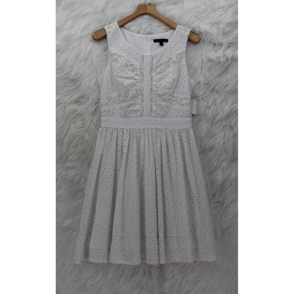 Chris McLaughlin White Lace Dress Size 8 Boho Cottagecore Bridal Brunch Garden